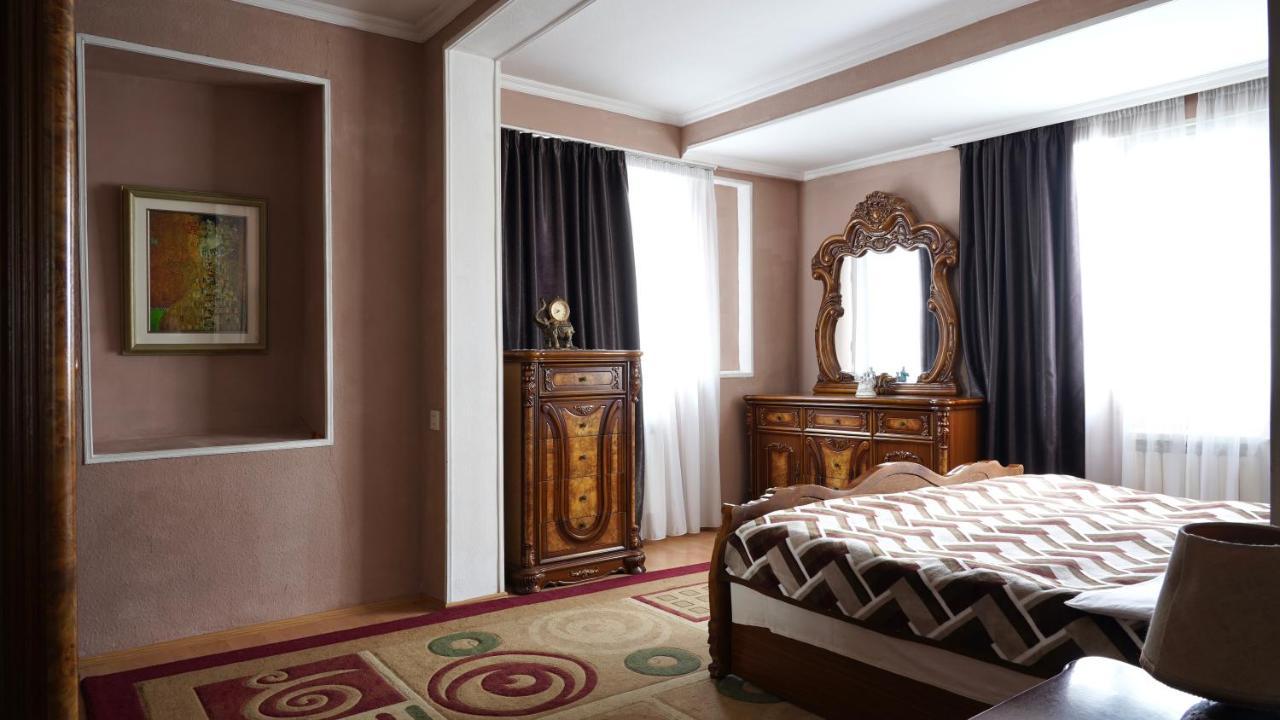 Apartment Shafi 8 Tbilisi Exteriör bild