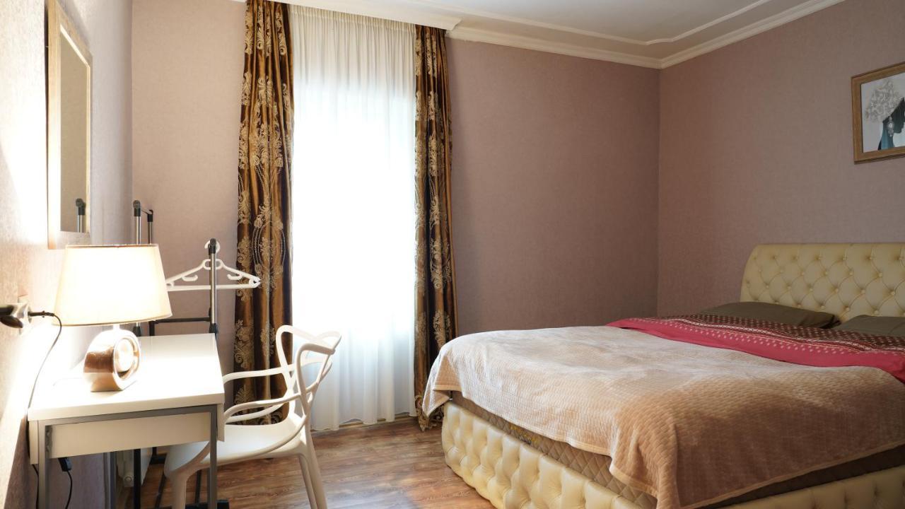 Apartment Shafi 8 Tbilisi Exteriör bild