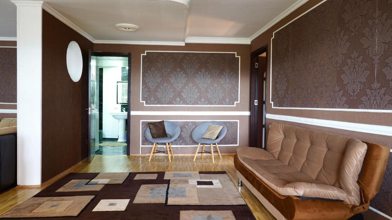 Apartment Shafi 8 Tbilisi Exteriör bild
