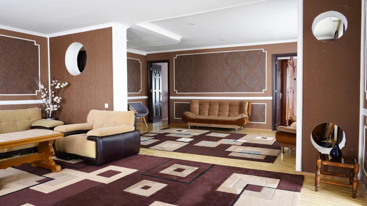 Apartment Shafi 8 Tbilisi Exteriör bild
