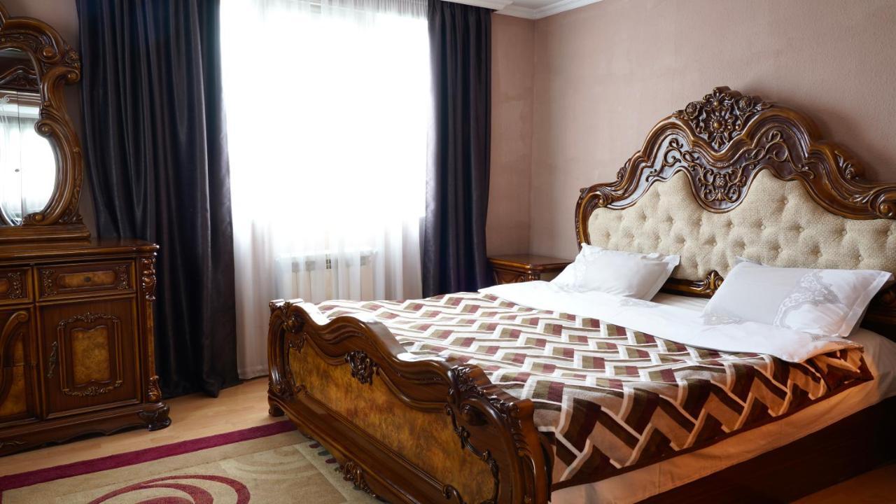 Apartment Shafi 8 Tbilisi Exteriör bild