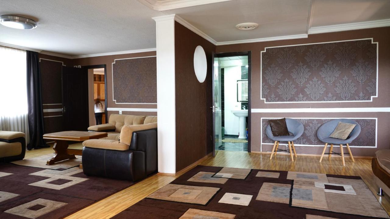 Apartment Shafi 8 Tbilisi Exteriör bild