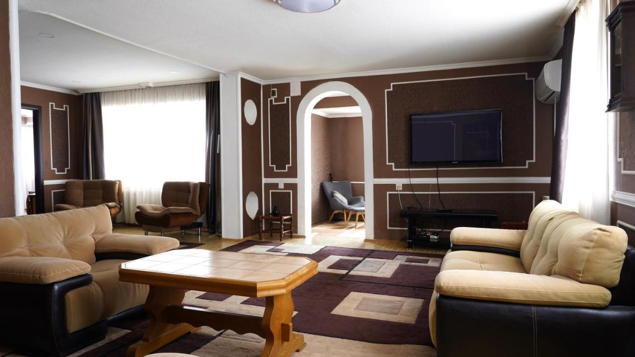 Apartment Shafi 8 Tbilisi Exteriör bild